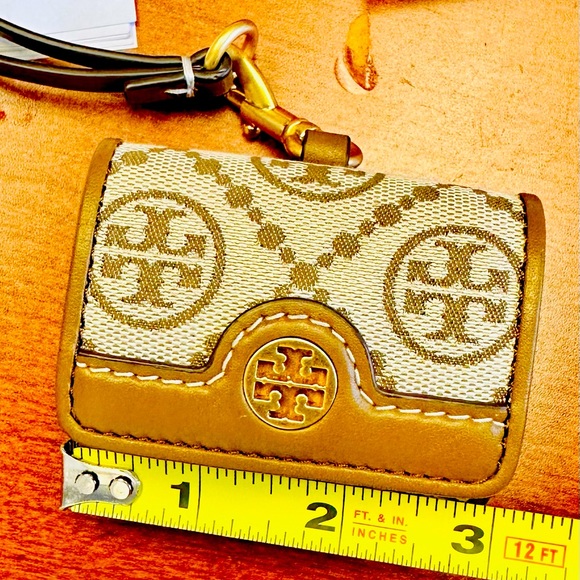 Tory Burch monogram iPod case. Ipod case comes with lanyard strap NWOT. - Picture 3 of 3